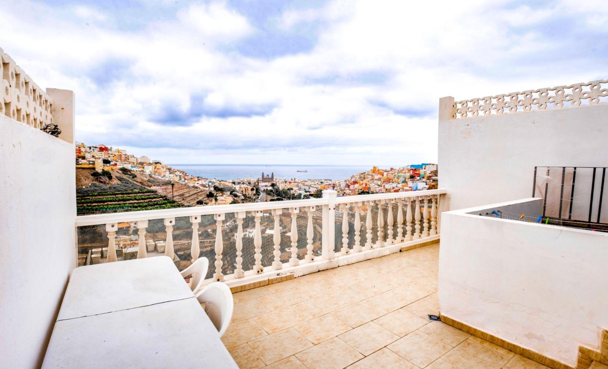 En Palmas Cerca De Vegueta Con Vistas Appartement